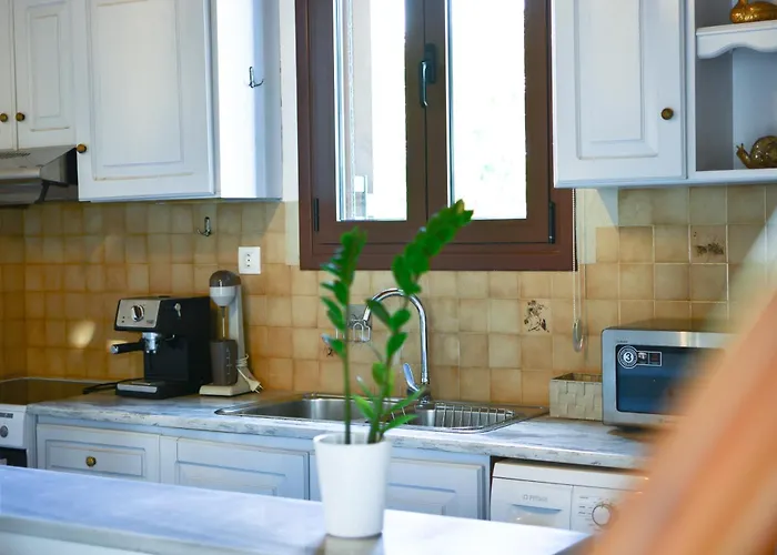 Aura * Skiathos Town