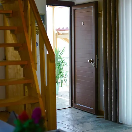 Aura Skiathos Town